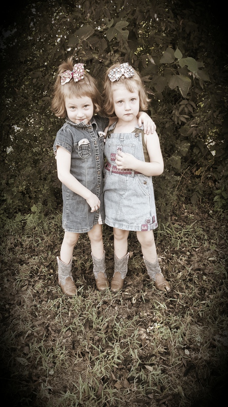 Anna and Chloe Spears
