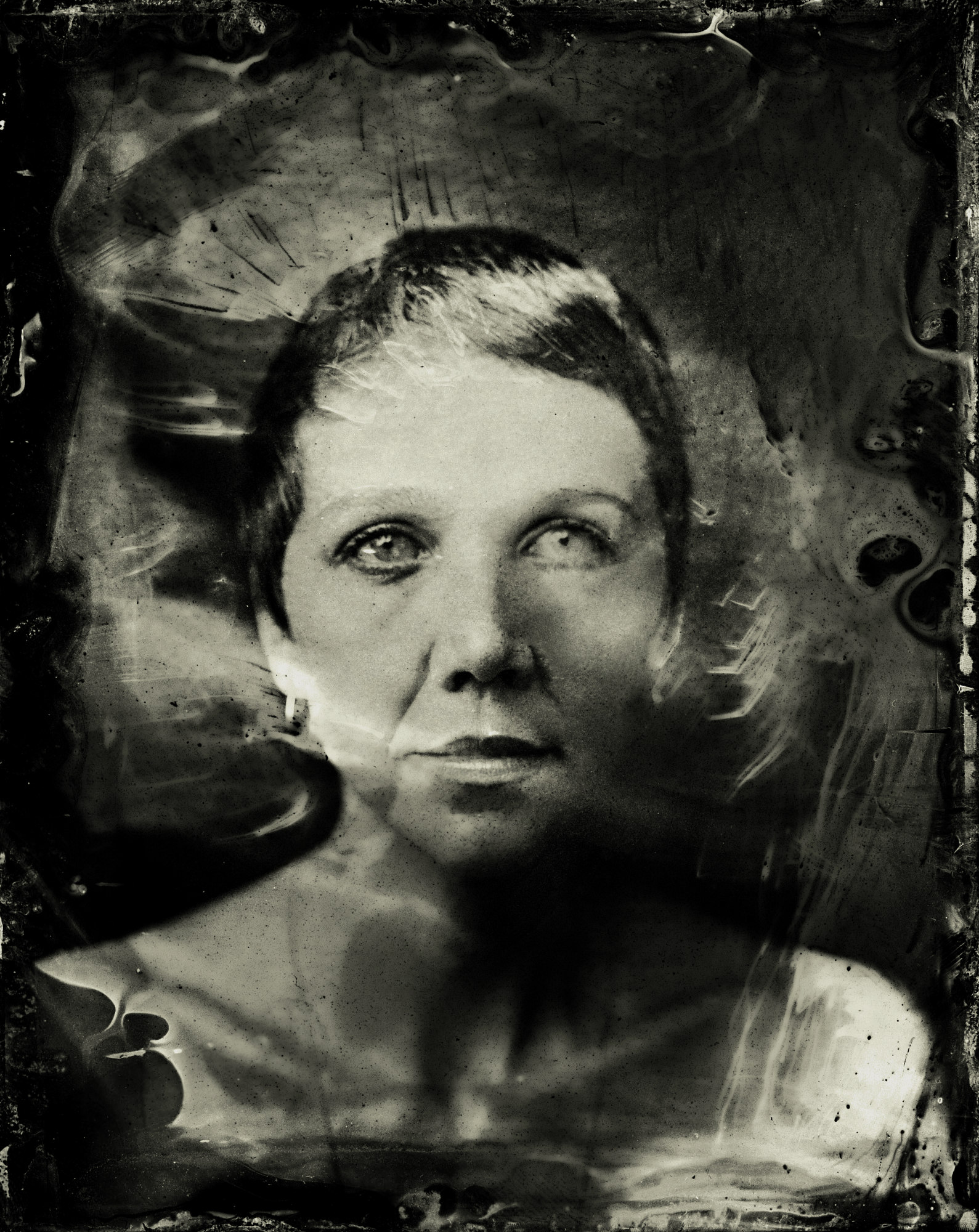 Maggie Gyllenhaal poses for a tintype (wet collodion) portrait at The Collective and Gibson Lounge Powered by CEG, during the 2014 Sundance Film Festival in Park City, Utah. (Photo by Victoria Will/Invision/AP)