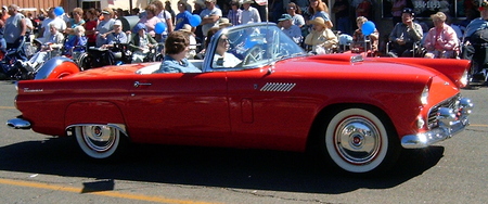 1956 Ford Thunderbird
