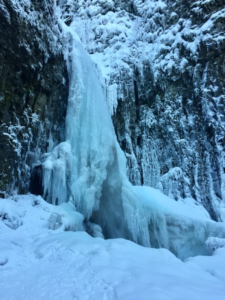 Dry Creek Falls, OR in January 2017
