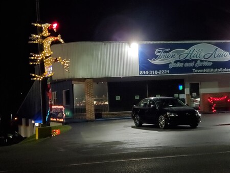 Town Hill Auto