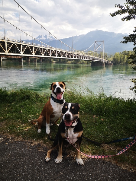 Chi and Zara