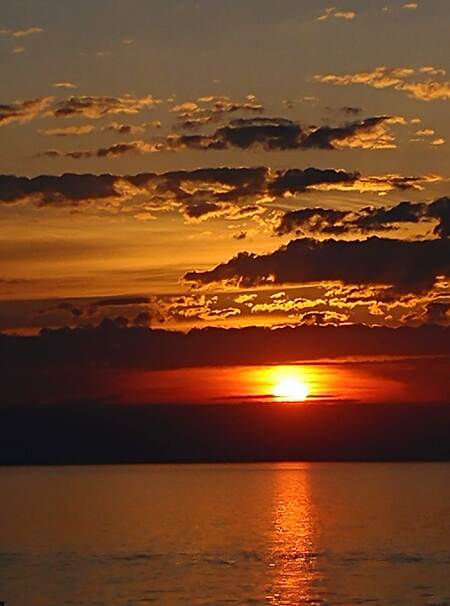Barcelona Lake Erie sunset