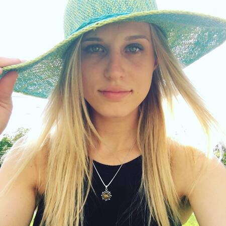 Caitlyn Metsack