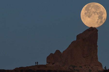 Full Moon over Roque Nublo