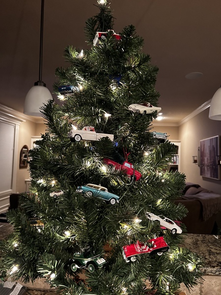 Entry image for Santa’s Cars! 🎄🎅🏻. Clicking this image will show a larger photo