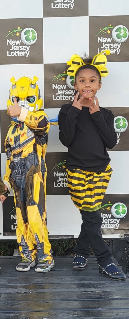 Bee's 