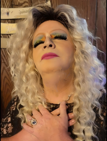 Entry image for Miss Bea Haven. Clicking this image will show a larger photo