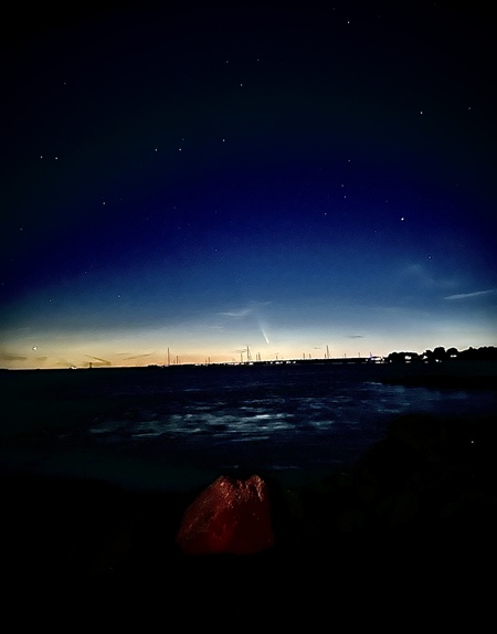 Entry image for Evening Comet. Clicking this image will show a larger photo