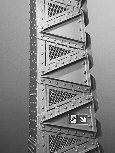 Entry image for Eiffel Beam. Clicking this image will show a larger photo