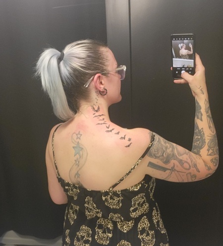 Entry image for Angee. Clicking this image will show a larger photo