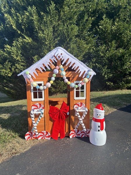 Entry image for The Candyland Cottage. Clicking this image will show a larger photo