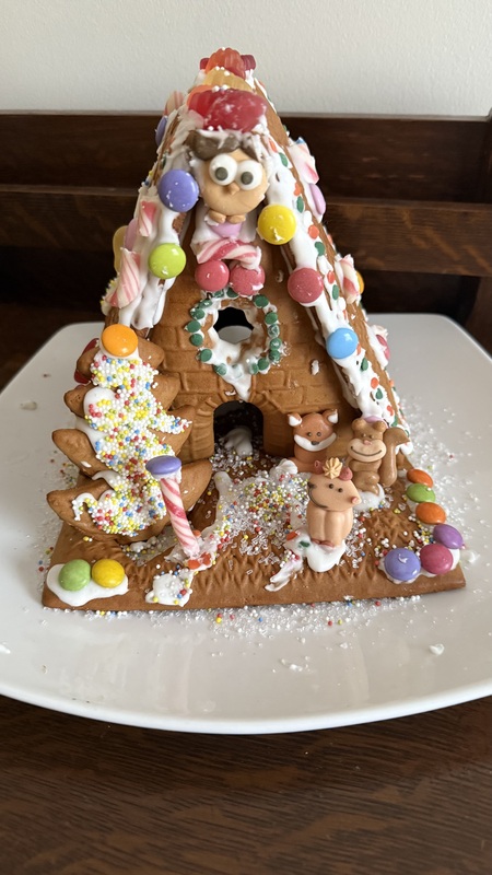 Entry image for Treehouse with friends . Clicking this image will show a larger photo