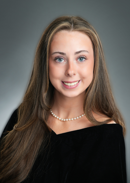 Entry image for Lauren Coyle. Clicking this image will show a larger photo