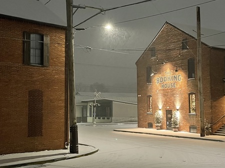 Entry image for A quiet winter’s night.  Manheim. Clicking this image will show a larger photo
