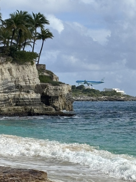 Entry image for Welcome to St. Maarten. Clicking this image will show a larger photo