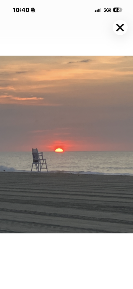 Entry image for Simple Sunrise. Clicking this image will show a larger photo