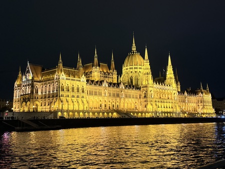 Entry image for Hungarian Parliament . Clicking this image will show a larger photo