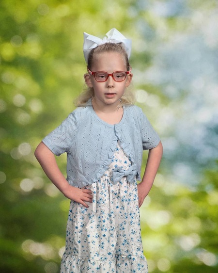 Entry image for Elizabeth . Clicking this image will show a larger photo