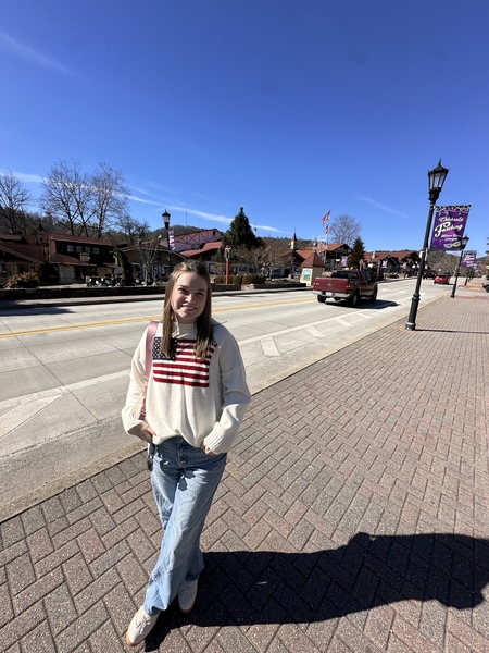 Entry image for Hailey. Clicking this image will show a larger photo