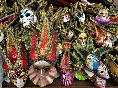 Entry image for Verona Masks. Clicking this image will show a larger photo